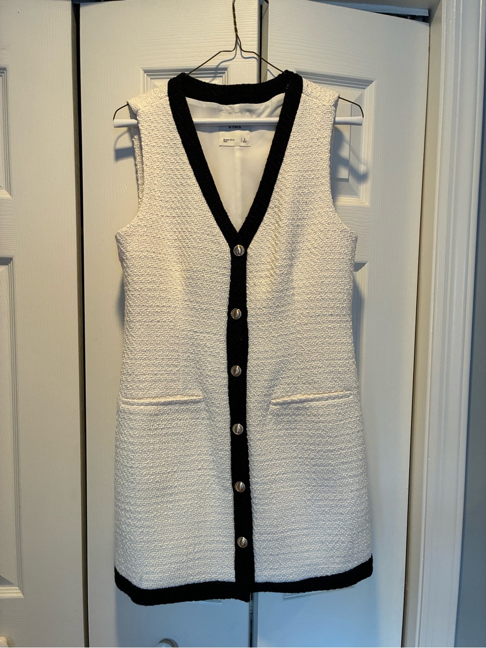 Abercrombie & Fitch White Tweed Sleeveless Dress with Black Trim